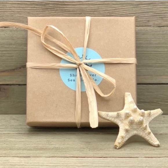 Sea Glass and Pearl Beach Girl Charm Bracelet * Authentic blue seaglass - Picture 5 of 6